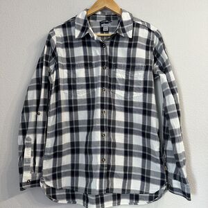 Carhartt Women's Fairview Button Shirt Plaid Roll Up Sleeve Drop Tail Hem Medium